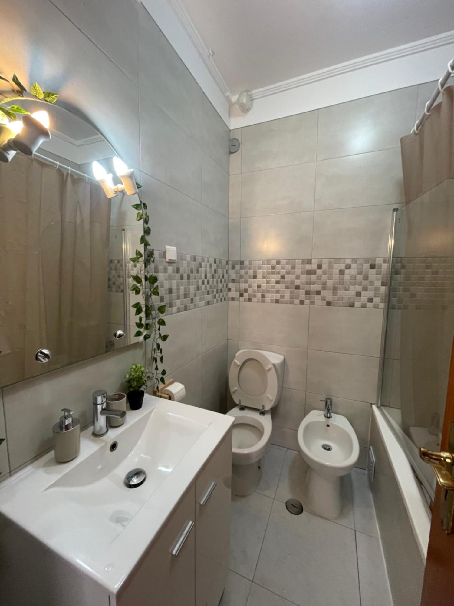 Apartamento Vista Praia E Mar- Costa Da Caparica 아파트 외부 사진
